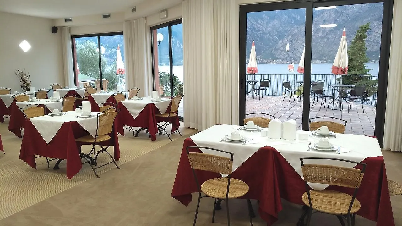 Hotel Oasi Beach Malcesine