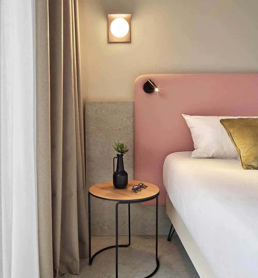 Hotel Oasi Beach Malcesine 3*,