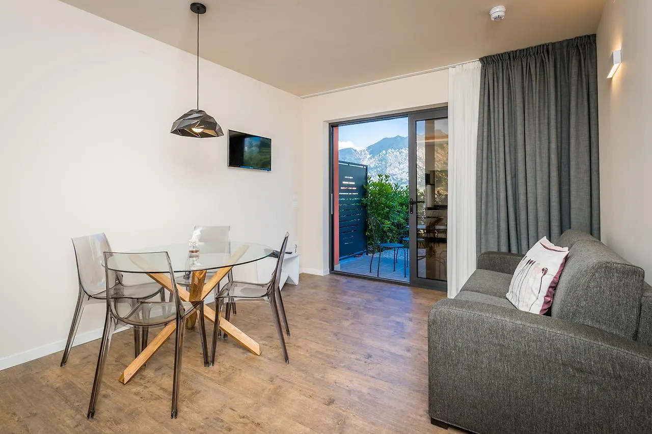 Hotel Oasi Beach Malcesine
